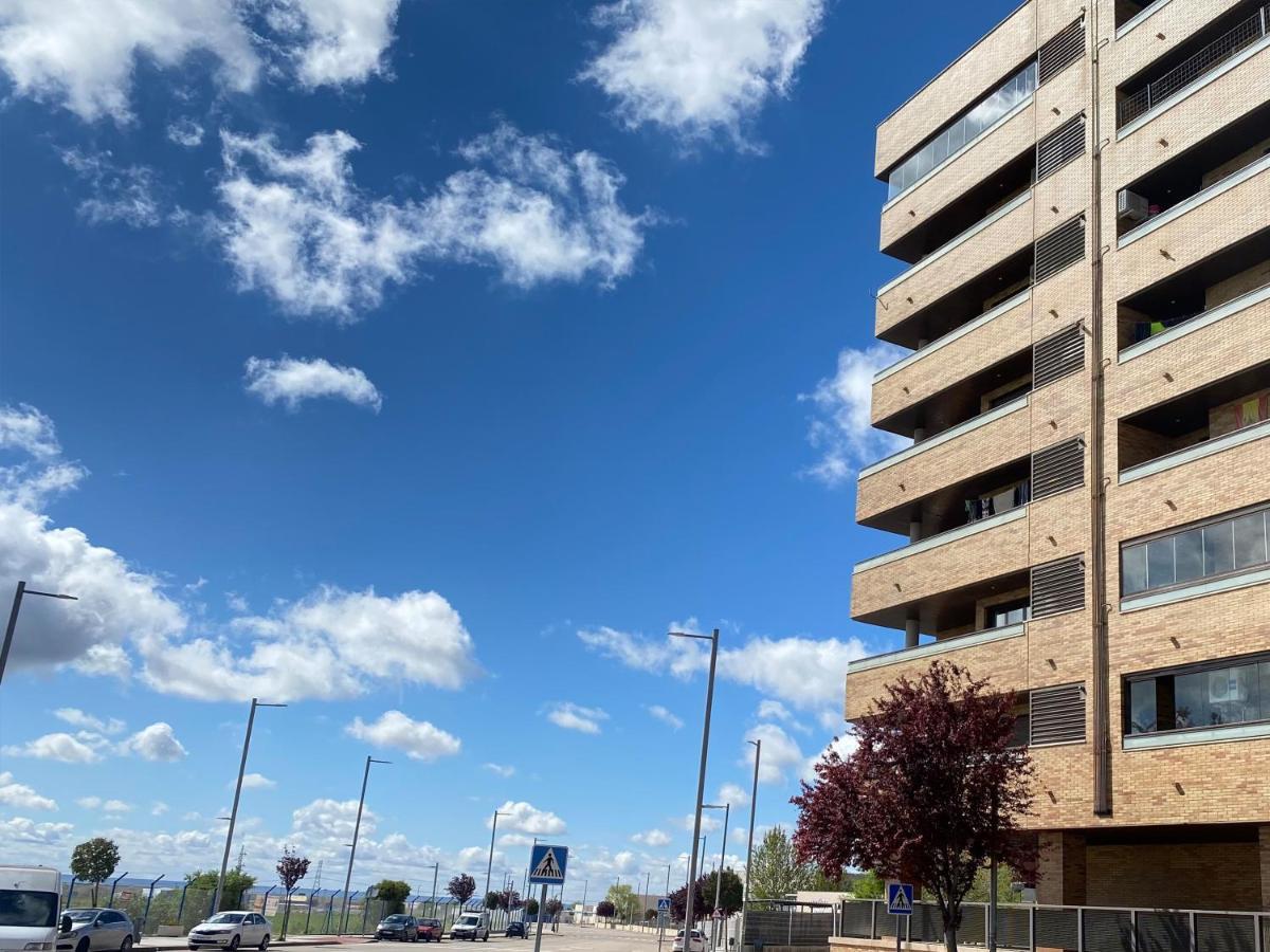 Aires De Toledo-Parque Warner Y Madrid En Familia Daire Dış mekan fotoğraf