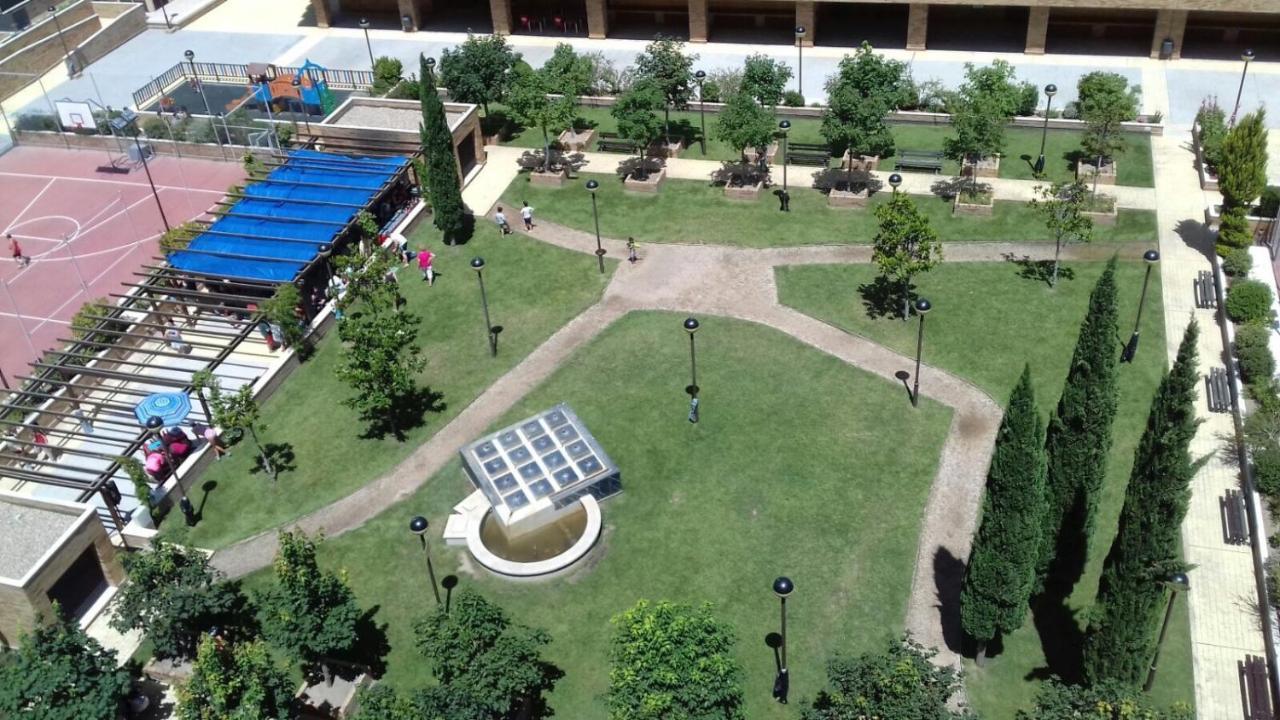 Aires De Toledo-Parque Warner Y Madrid En Familia Daire Dış mekan fotoğraf