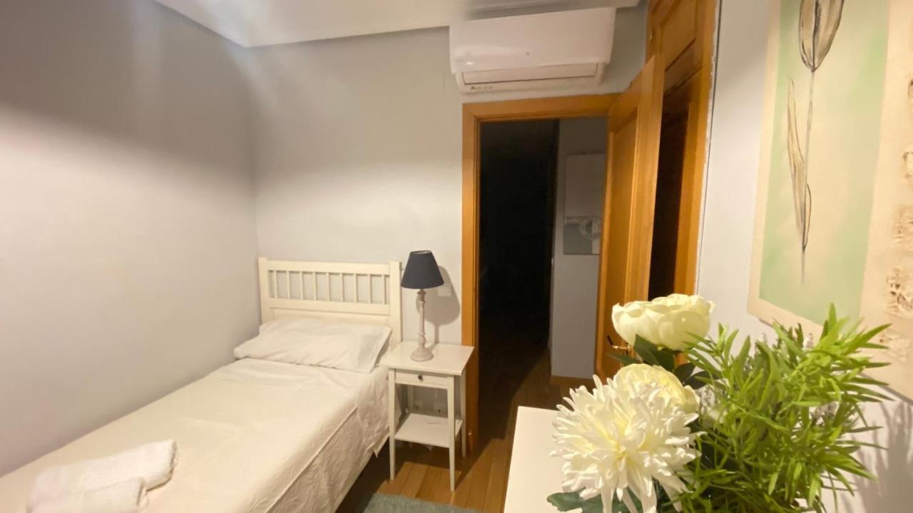 Aires De Toledo-Parque Warner Y Madrid En Familia Daire Dış mekan fotoğraf